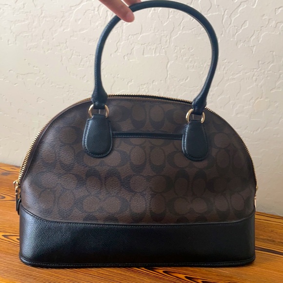 COACH Bag - Picture 5 of 10